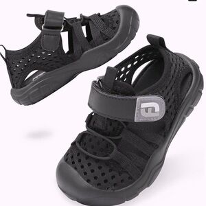 NWOT Toddler Shoes SZ 6 Boys or Girls Water Pool Beach Sneaker Shoes